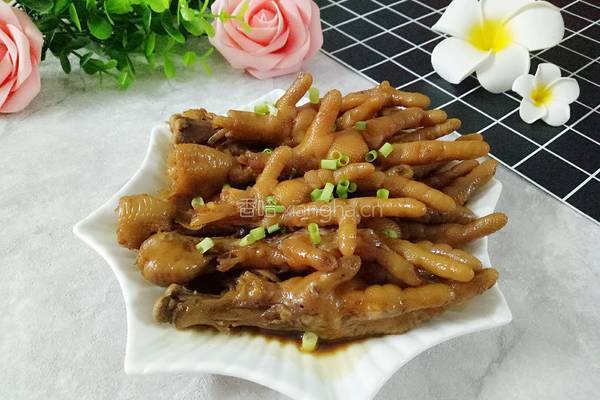 秘制红烧鸡爪的做法图解2