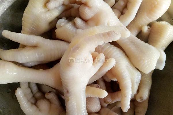 秘制红烧鸡爪的做法图解6