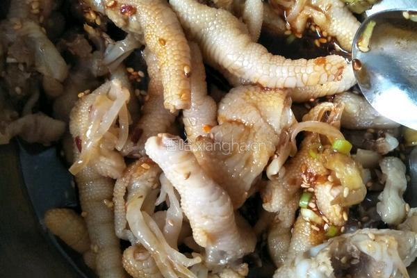 凉拌鸡爪的做法图解10