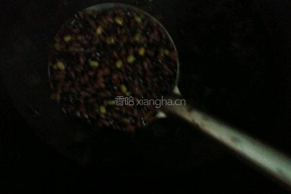 绿豆黑米粥的做法图解4