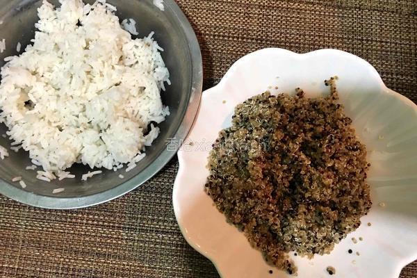 三色藜麦炒饭的做法图解1