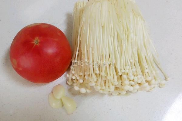 西红柿炒金针菇的做法图解2
