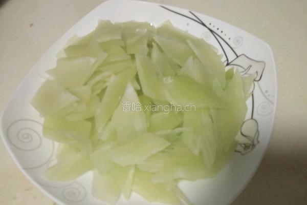 笋片蒜蓉虾的做法图解1