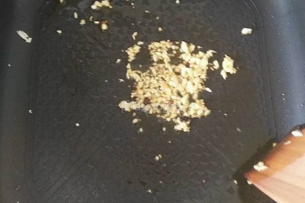 红焖鸡翅的做法图解4
