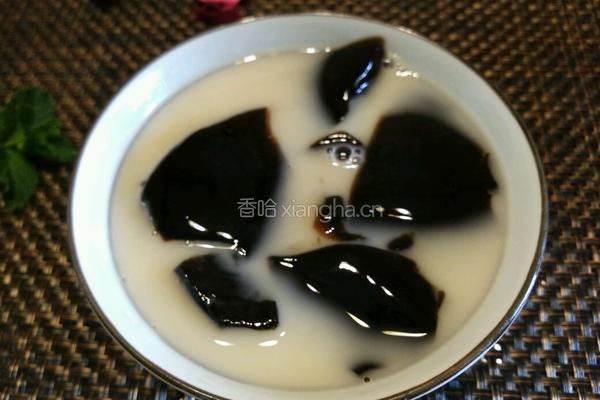 养乐多烧仙草的做法图解4