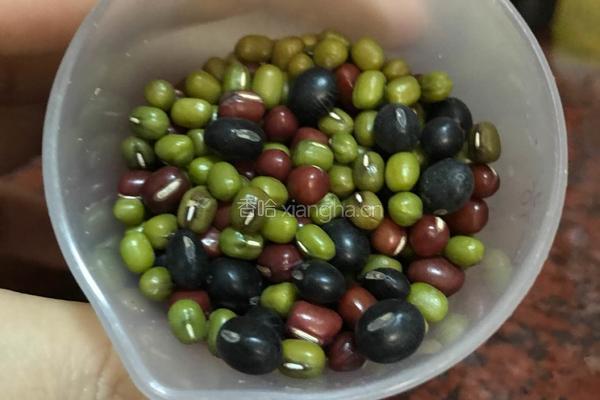 三豆饮的做法图解2
