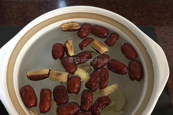 姜枣茶的做法图解2