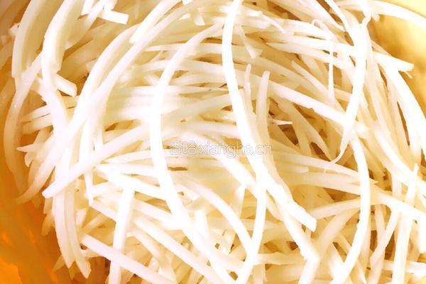 土豆丝饼的做法图解2