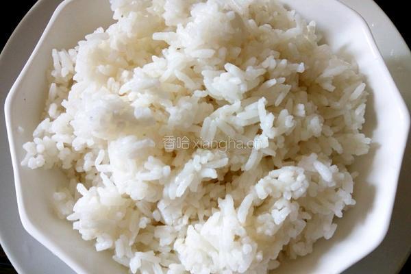 菜干烧骨粥的做法图解3