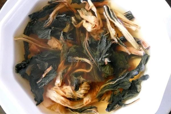 菜干烧骨粥的做法图解2