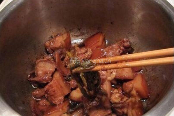 电饭锅话梅红烧肉的做法图解7