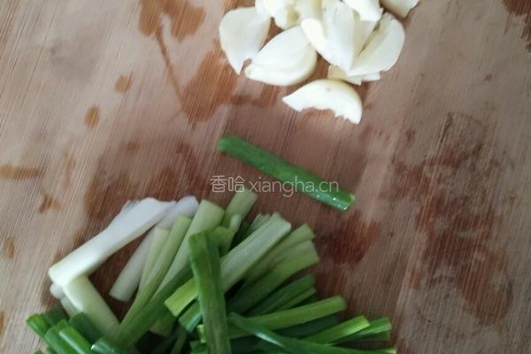 葱油拌面的做法图解1