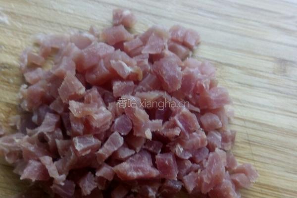 鲜虾仁火腿特色蛋炒饭的做法图解2