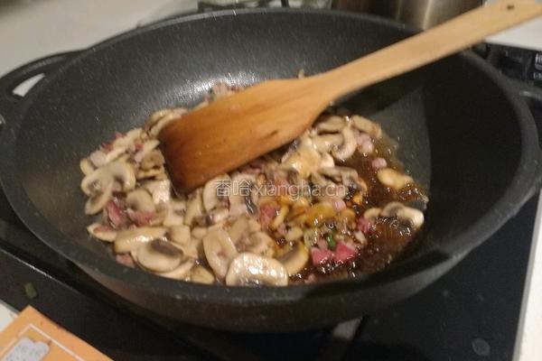口蘑豌豆炒木耳的做法图解6