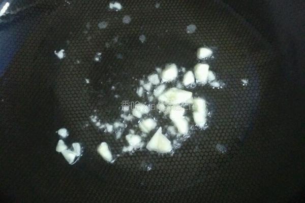 西蓝花炒西红柿的做法图解3