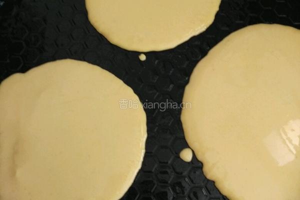奶香玉米饼的做法图解4