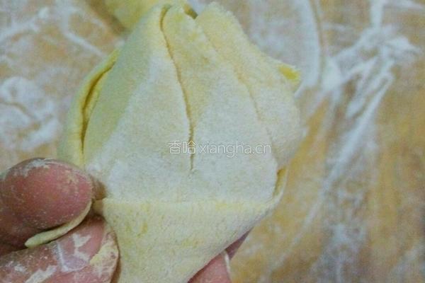 玫瑰花卷的做法图解4