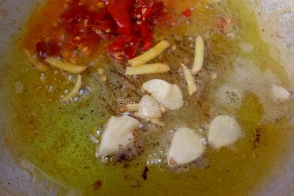 红椒炒肉的做法图解2