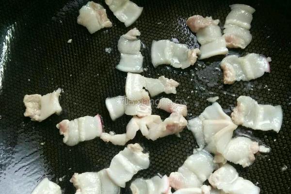 牛肉炒苦瓜的做法图解4