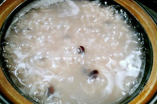 黑豆枸杞粥的做法图解8