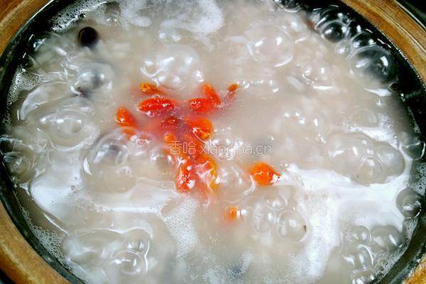 黑豆枸杞粥的做法图解9