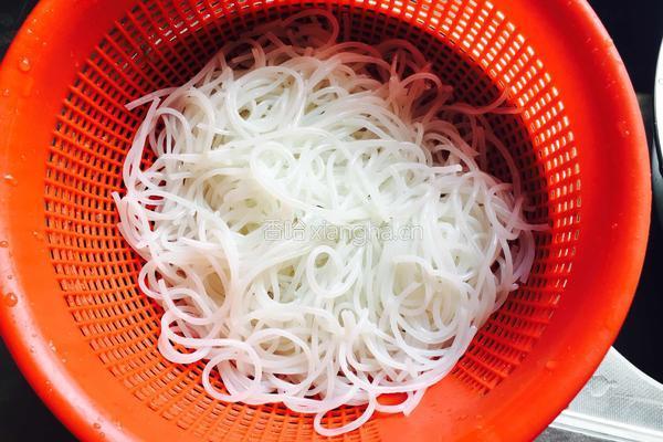 菠菜粉丝汤的做法图解6