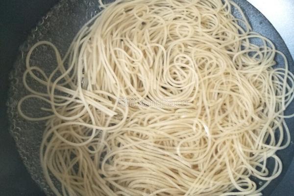 酸辣粉丝的做法图解7