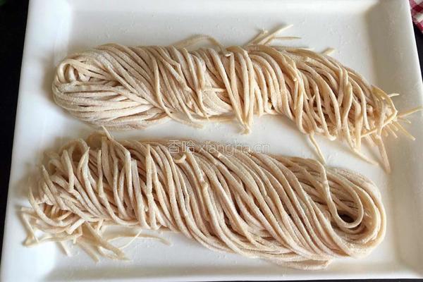 打卤面（尖椒鸡蛋卤）的做法图解1