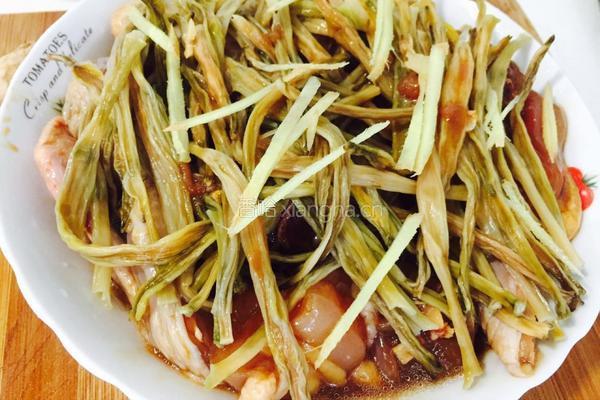 忘忧草蒸鸡的做法图解4