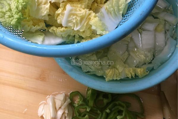 清炒娃娃菜的做法图解1