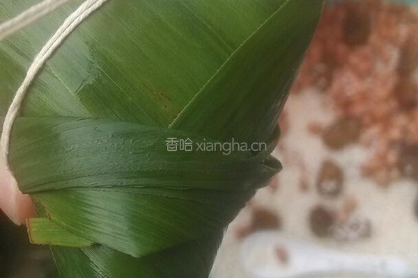 蜜枣糯米粽子的做法图解8