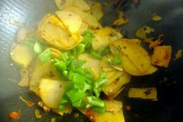 土豆片回锅肉的做法图解5