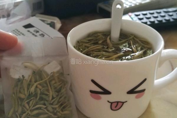 金银花茶的做法图解3