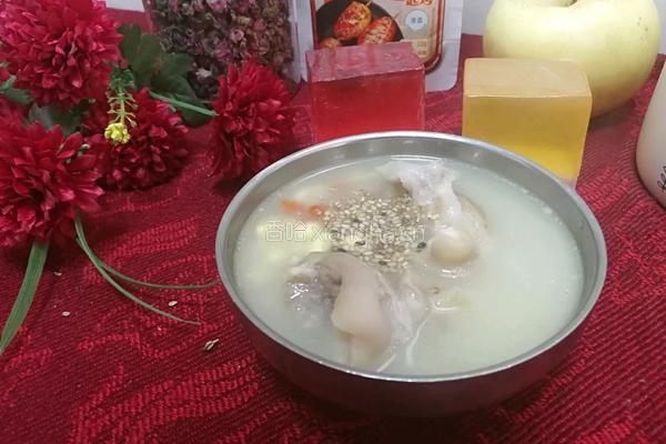 黄豆猪脚汤的做法图解6