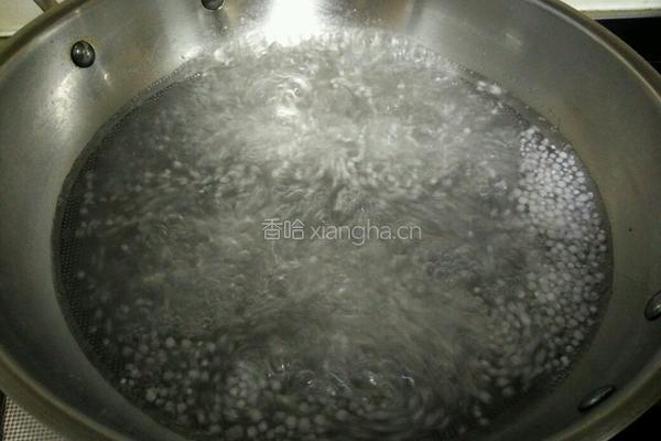 椰浆西米水果捞的做法图解2