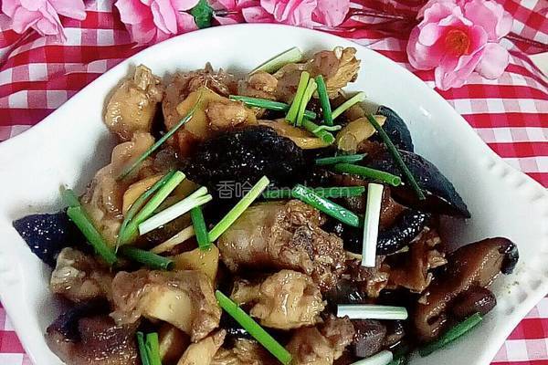 小鸡炖香菇的做法图解12
