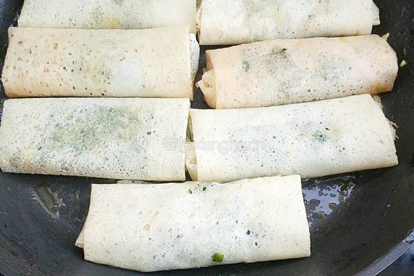 香煎韭菜鸡蛋饼的做法图解10