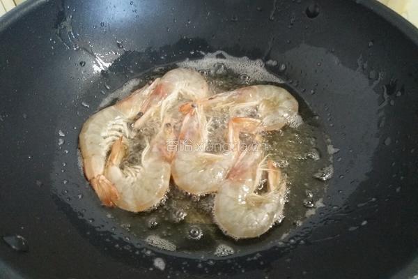 椒盐海虾的做法图解5
