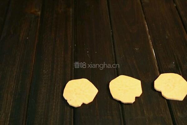 蜜汁红薯片的做法图解2