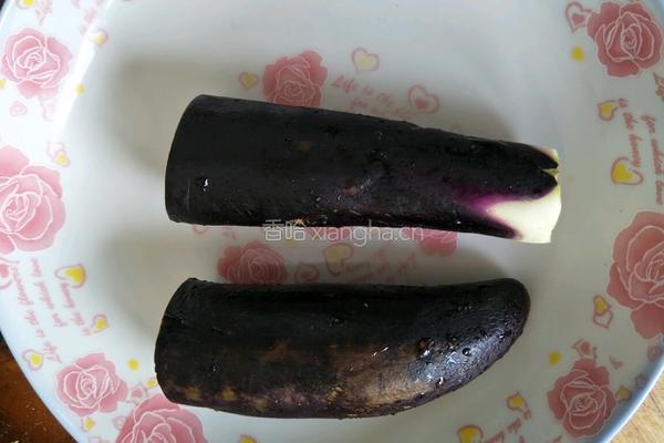 清蒸茄子的做法图解1