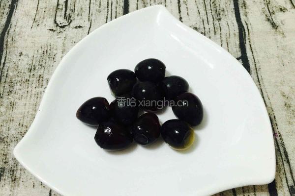 蒜蓉酱拌嫩豆腐皮蛋的做法图解3