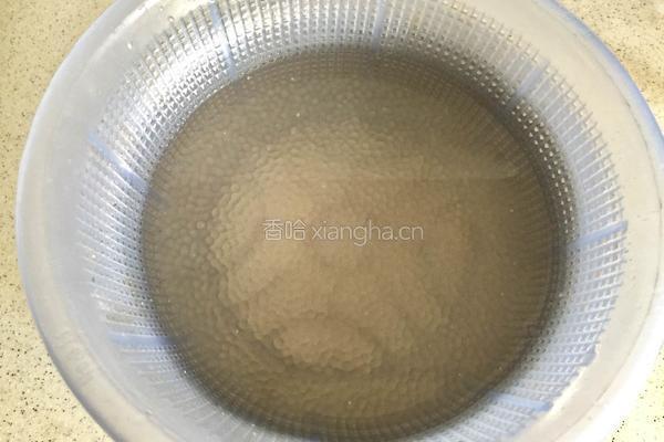 椰汁芒果红豆西米露的做法图解4