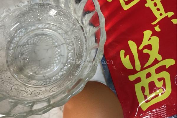 鸡蛋炸香其酱的做法图解2