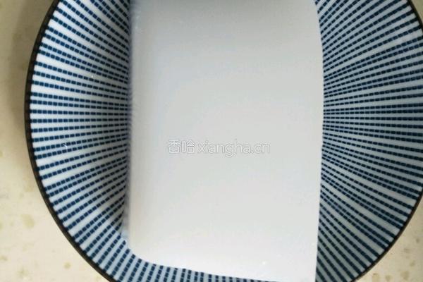 炒凉粉的做法图解1