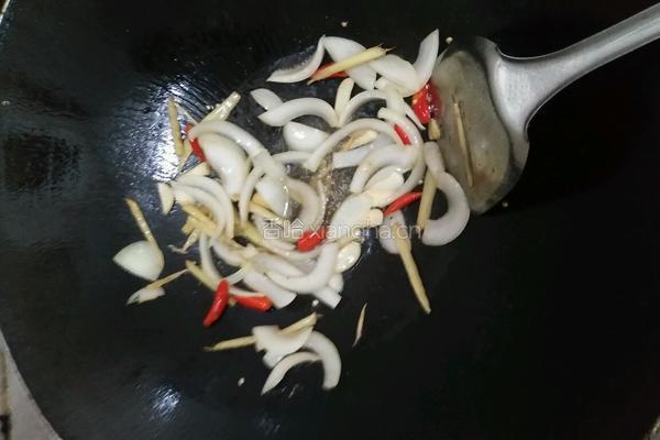 爆炒章鱼足的做法图解4