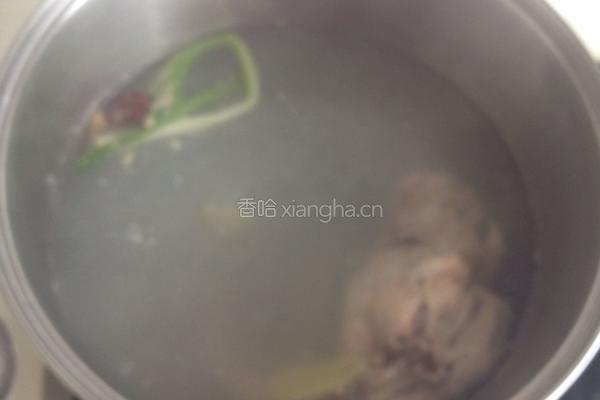肉末麻辣米线的做法图解2
