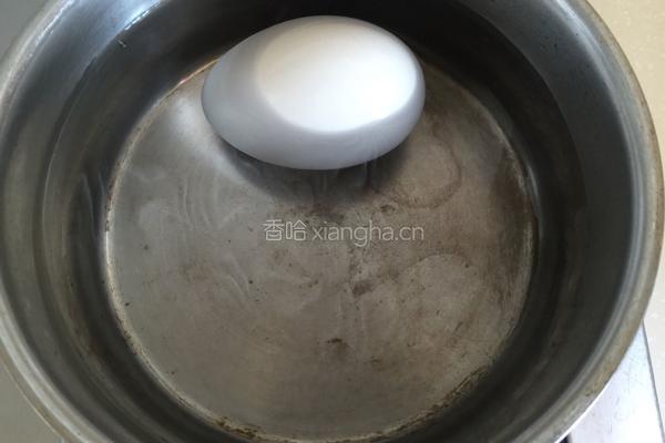 鸡汤大虾面的做法图解2