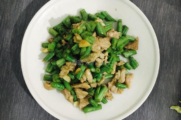 快手菜-瘦肉炒四季豆的做法图解4