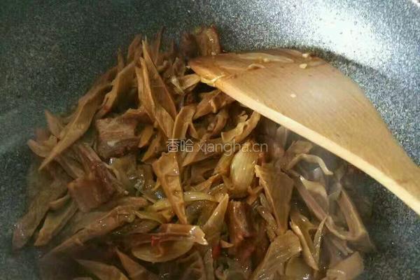 笋干烧肉的做法图解6