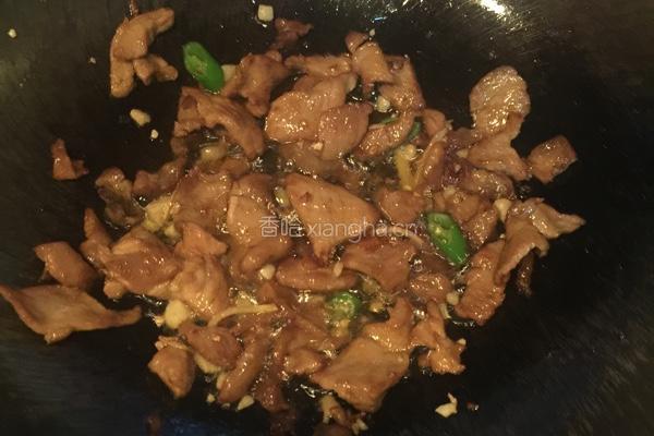 豇豆炒肉片的做法图解5